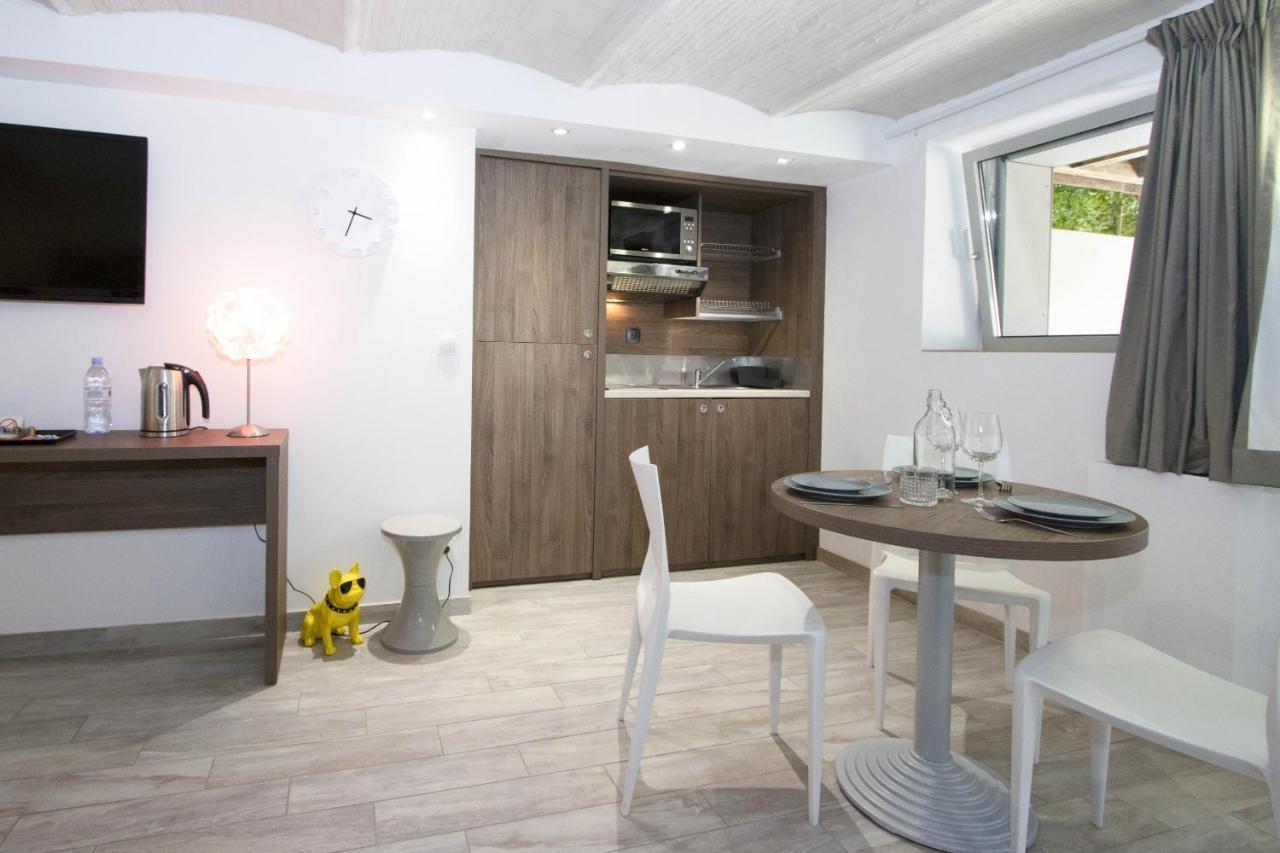 Cailloux Apartment Saint-Cyr-sur-Mer Exterior photo